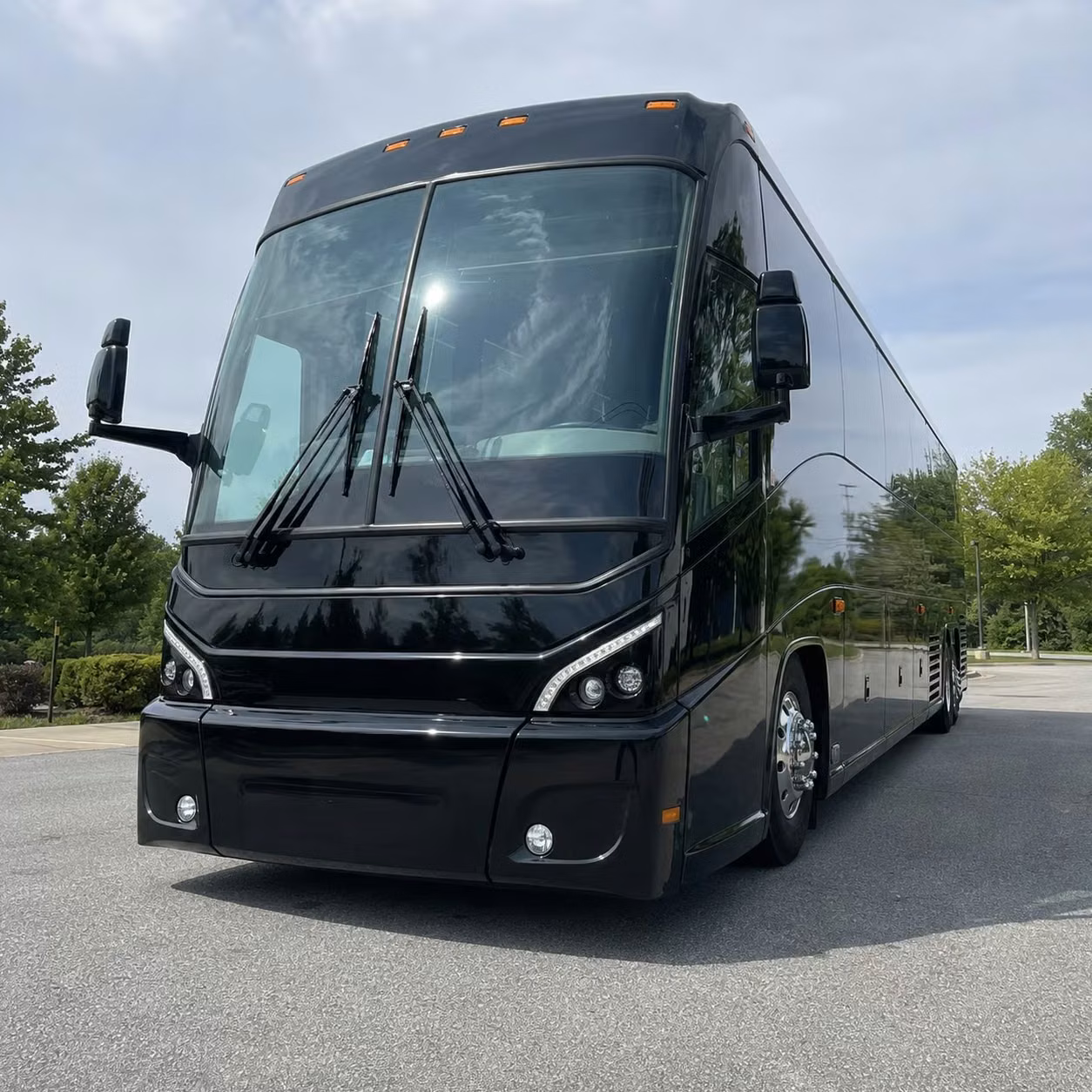 airport transfers and long distance employee transportation out of indianapolis