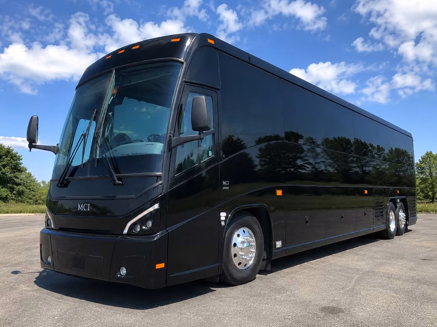 book a charter bus for indianapolis 500 and ims events