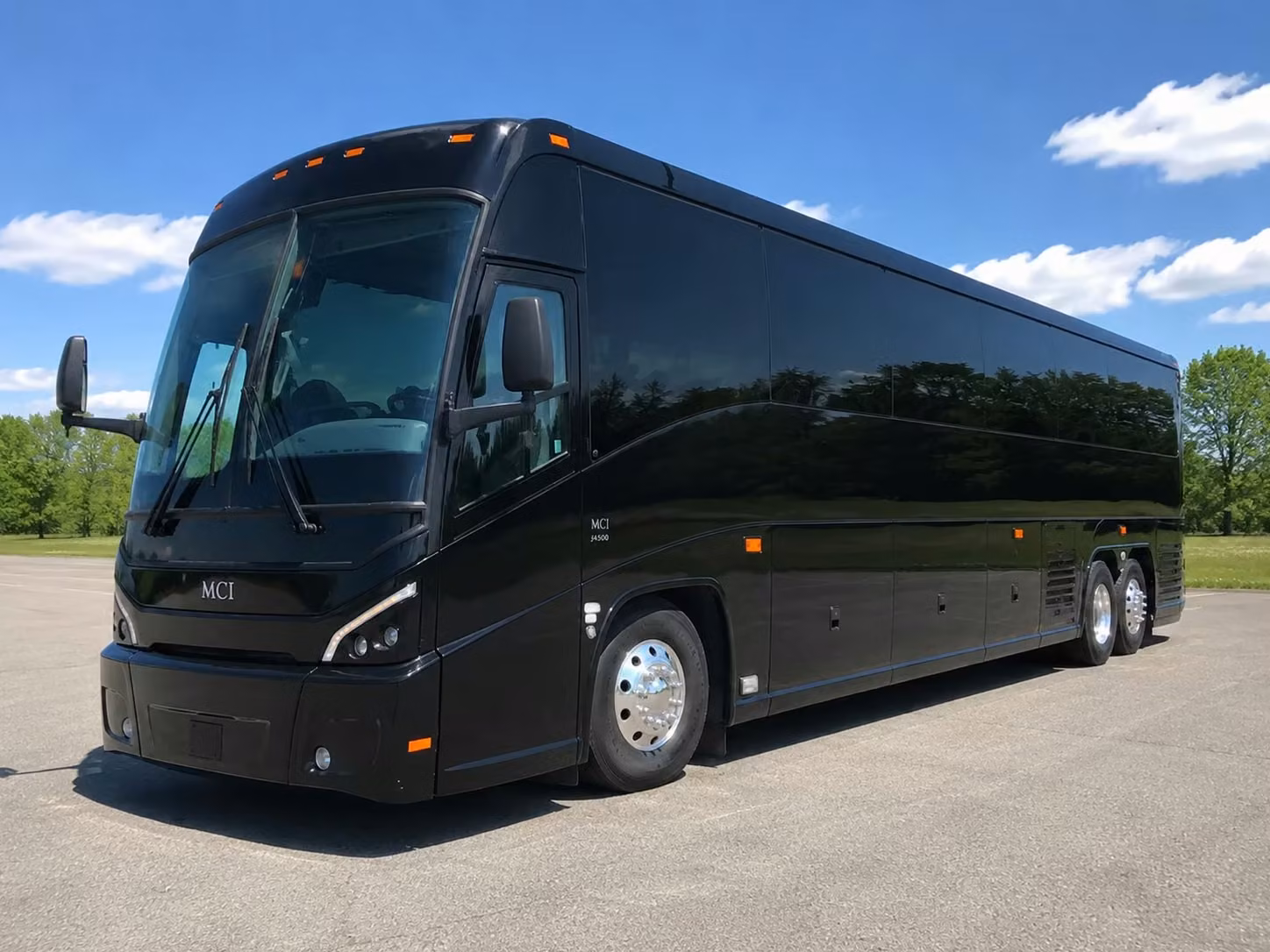 employee shuttle bus service for indianapolis businesses corporate campuses