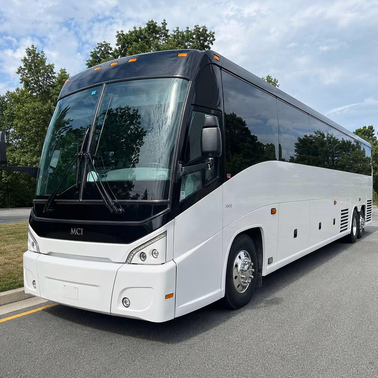 getting your group to indianapolis motor speedway events and back is easy