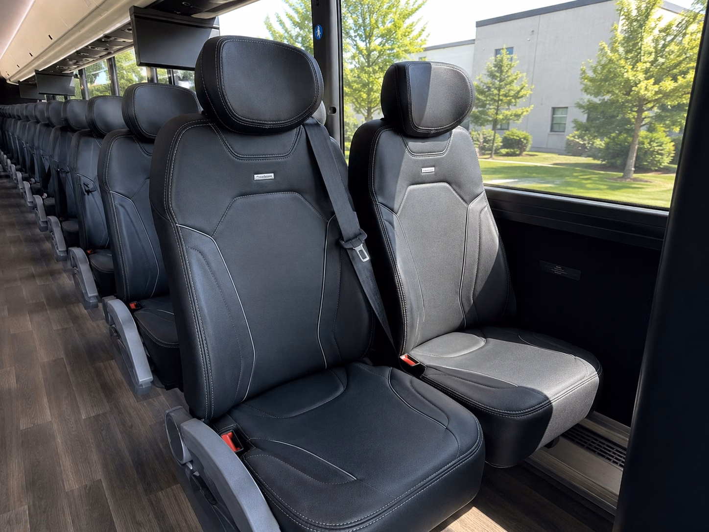 transportation for wedding guests staying at indianapolis hotels downtown